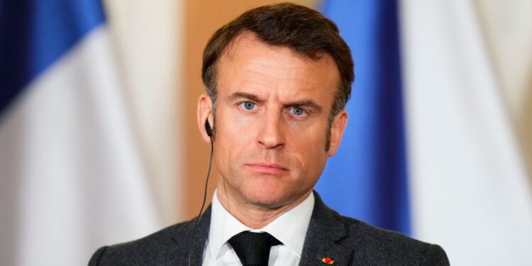Μακρόν για τη συμφωνία δασμών: «Δεν φοβίσαμε αρκετά τον Τραμπ»