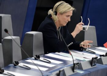 Λεπέν - ΕΕ: Ξεκίνησε η έρευνα για κατάχρηση 4,3 εκατ. ευρώ από ακροδεξιά ομάδα στο Ευρωκοινοβούλιο