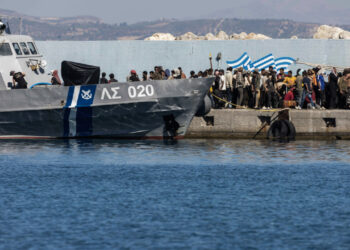 Μετανάστες Λιβύη - Κρήτη - Αντιπολίτευση