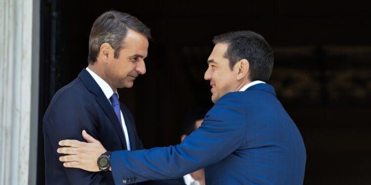 Γιατί το «φάντασμα» του Τσίπρα στοιχειώνει τον Μητσοτάκη;