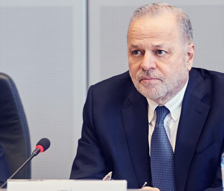 Μυτιληναίος κατά της ΕΕ: «H υπαρξιακή κρίση στην Ευρώπη είναι εδώ»