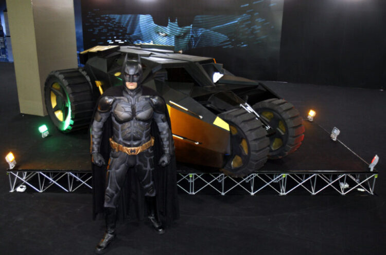 Νεϊμάρ: Μια ρέπλικα Batmobile αξίας 1,5 εκατ. δολαρίων στην συλλογή του!