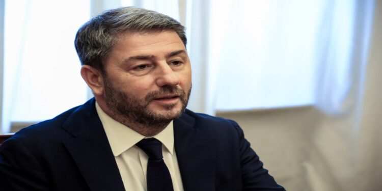 Ανδρουλάκης: «Απαγορευτικές ακόμη και οι ολιγοήμερες διακοπές» Ι ΒΙΝΤΕΟ