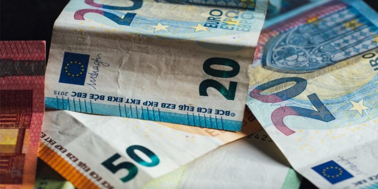 Συντάξεις Αυγούστου: Οι ημερομηνίες πληρωμών