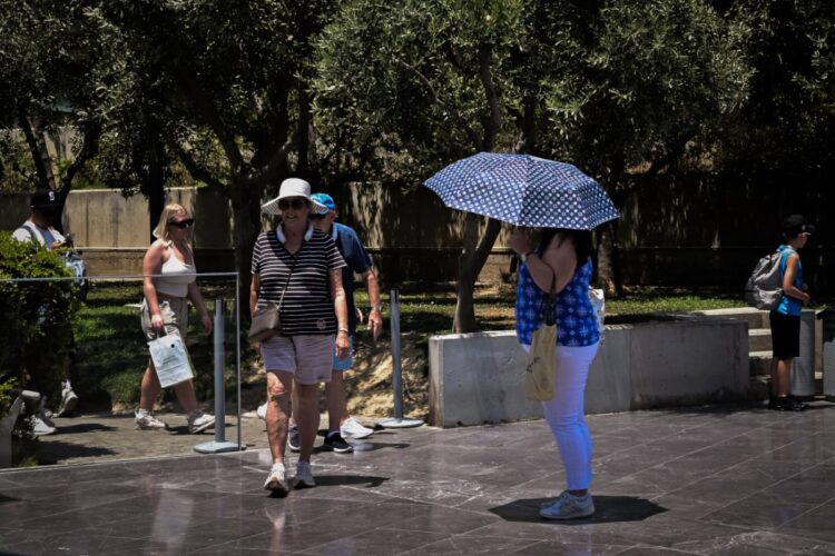 Καιρός: Πώς θα εξελιχθεί το κύμα καύσωνα διαρκείας