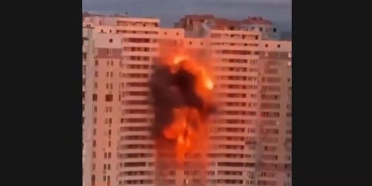 Πόλεμος στην Ουκρανία: Τουλάχιστον έξι νεκροί από ρωσικά πλήγματα στα νοτιοανατολικά