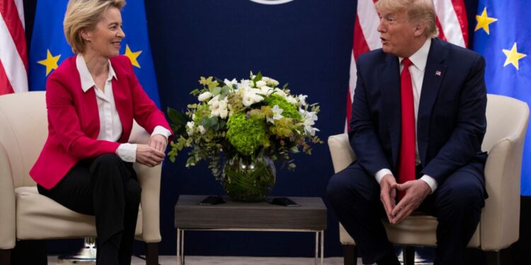 Τράμπ από Σκωτία: «Η εμπορική συμφωνία με την ΕΕ θα είναι η μεγαλύτερη από όλες εάν επιτευχθεί»