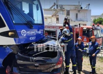 Πάτρα: Τρένο συγκρούστηκε με ΙΧ – (βίντεο)