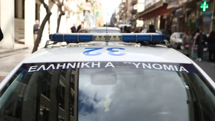 Πυροβολισμοί μεταξύ Τούρκων σε καφετέρια στον Κολωνό: Δύο τραυματίες μεταξύ των οποίων και ένας αστυνομικός