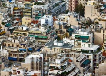 Εξοικονόμηση ενέργειας: Τι υποχρεούνται να χρημαδοτούν για την ενεργειακή αναβάθμιση των σπιτιών μας οι εταιρείες