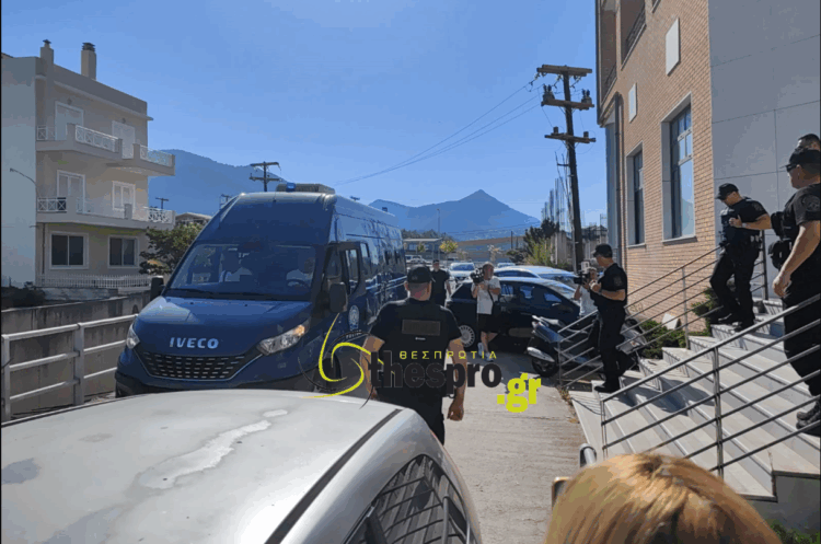 Απίστευτη «κομπίνα» με τελωνειακούς στη Θεσπρωτία: Έκαναν ελέγχους μόνο σε όσους δεν «λάδωναν»