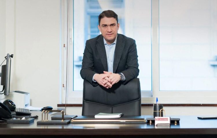 Κώστας Τσουκαλάς: «Αν κάπου έπρεπε να μειωθούν οι μερίδες, ήταν στο φαγοπότι του ΟΠΕΚΕΠΕ»