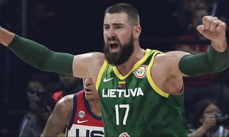 Σε λίγες ώρες στην Αθήνα για τον Παναθηναϊκό ο Βαλαντσιούνας