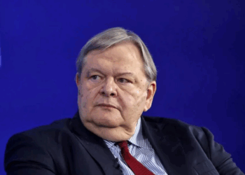 Νέο «χτύπημα» Βενιζέλου κατά Γεραπετρίτη για το μεταναστευτικό