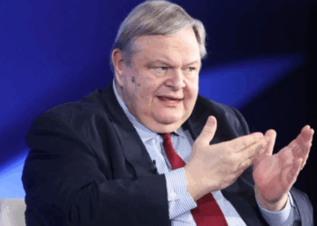 Παρέμβαση Βενιζέλου για το μεταναστευτικό: Εφαρμόζουν νόμο «περί καταστάσεως πολιορκίας»