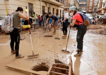 Ισπανία: Βούλιαξαν τα τουριστικά θέρετρα από τις πλημμύρες (Βίντεο και εικόνες)