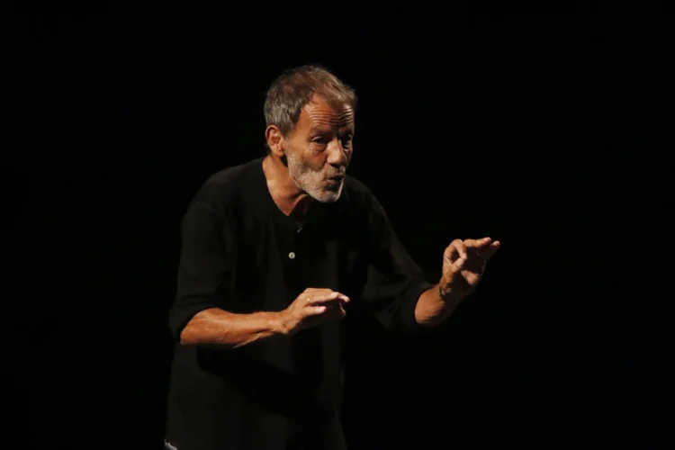 Σταύρος Ξαρχάκος: Ταξίδι στο Φως στο Ηρώδειο