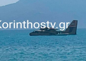 Φωτιά στον Φενεό: Προσθαλάσσωση πυροσβεστικού αεροσκάφους στον Κορινθιακό Ι ΒΙΝΤΕΟ