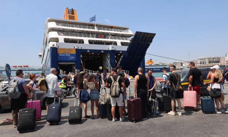 Μηχανική βλάβη σε επιβατηγό πλοίο – Προσωρινή απαγόρευση απόπλου στην Αλόννησο