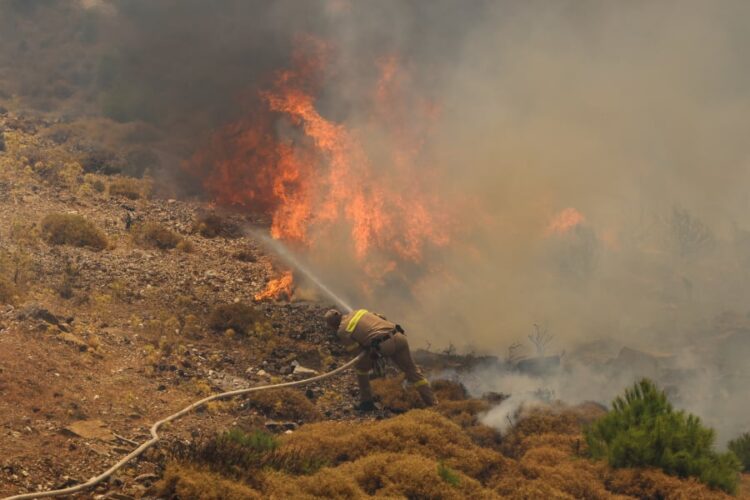 Χίος: Χωρίς ρεύμα για πολλές ημέρες τα χωριά της Αμανής