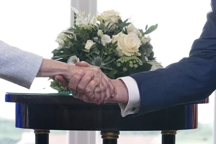 Δασμοί: Οι Βρυξέλλες αναστέλλουν τα αντίμετρα μετά την εμπορική συμφωνία με Τραμπ