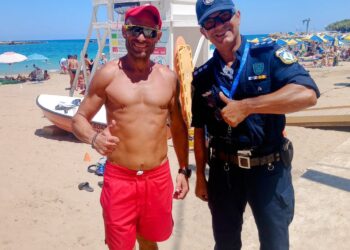 Χανιά: Ναυαγοσώστης επανέφερε στη ζωή 20χρονο που κόντεψε να πνιγεί