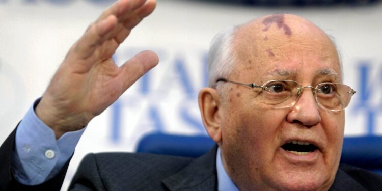 Γκορμπατσόφ