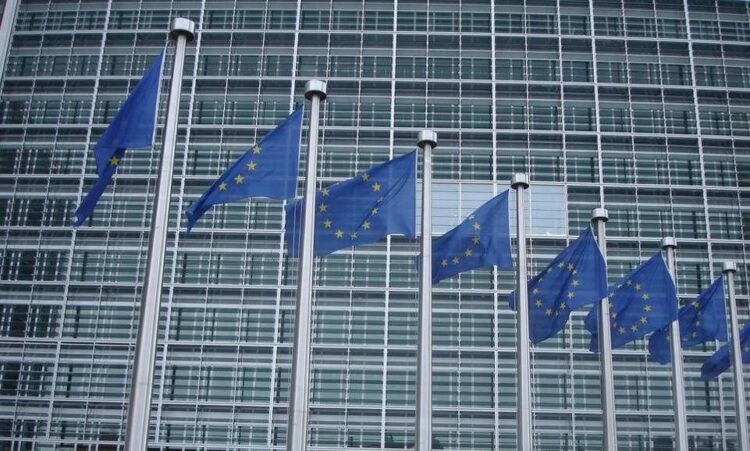 Κομισιόν: Δεν αναγνωρίζουμε ούτε το ψευδοκράτος ούτε το «δικαστικό» του σύστημα