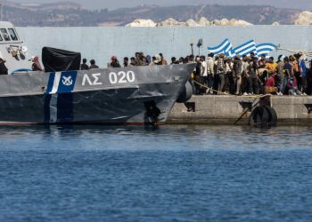 Μετανάστες - Κρήτη - Αναστολή Ασύλου