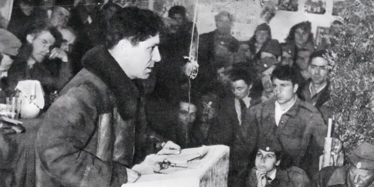 Νίκος Ζαχαριάδης