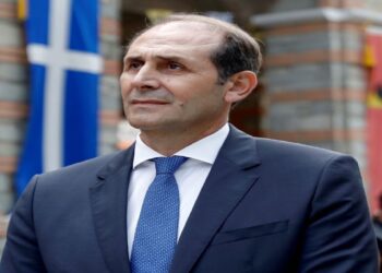 Πέθανε ο Απόστολος Βεσυρόπουλος – Υπέστη ανακοπή καρδιάς