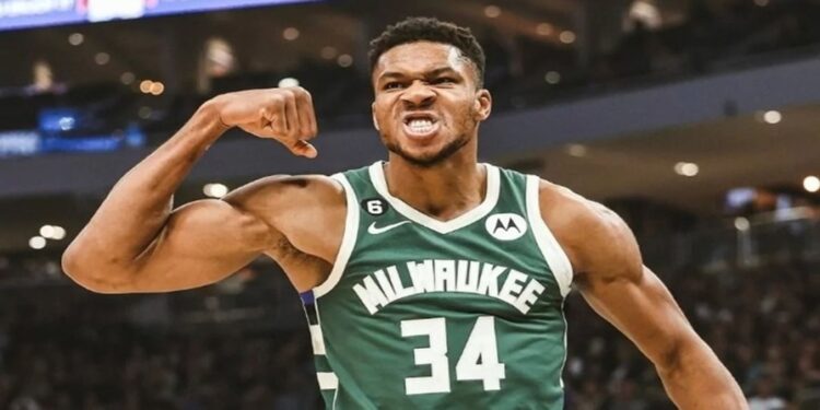 Γιάννης Αντετοκούνμπο: Στη λίστα με τους κορυφαίους παίκτες του 21ου αιώνα στο NBA