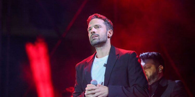 «Η συναυλία είναι αφιερωμένη στη μνήμη του»: Το μήνυμα του Αργυρού για τον συνεργάτη του που σκοτώθηκε σε τροχαίο