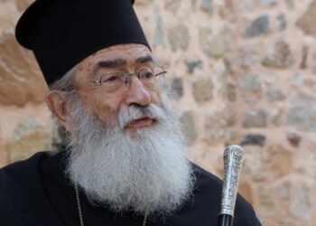 Μονή Σινά: Παραμένει υπό «πολιορκία» απο τους στασιαστές μοναχούς – Με αγωγές απειλεί ο Δαμιανός