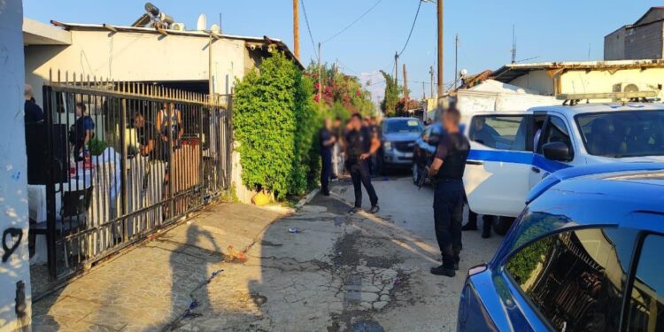 Βίντεο από την επιχείρηση της ΕΛ.ΑΣ. στον Ασπρόπυργο – 17 συλλήψεις