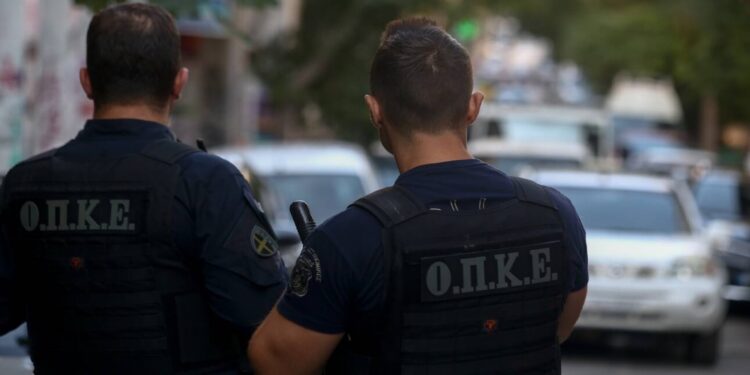 Χολαργός: Συνελήφθη ο 57χρονος που πέταξε μολότοφ και ταμπουρώθηκε