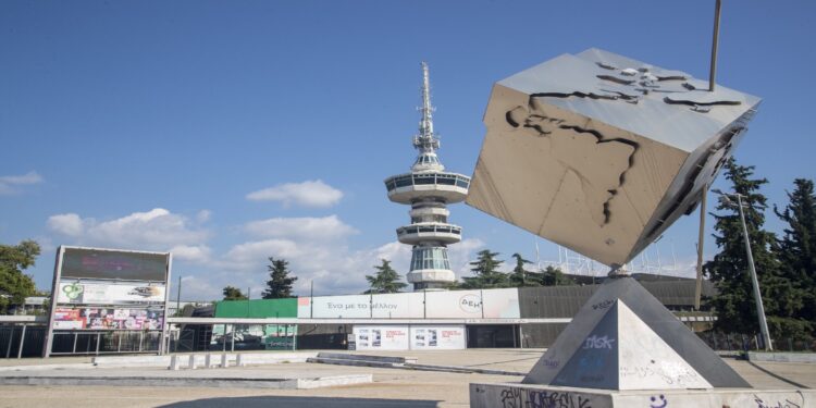 ΔΕΘ: Η αξία των προσώπων που ανεβαίνουν στην ΔΕΘ: Ποιοι κινδυνεύουν να βιώσουν το loose – loose;