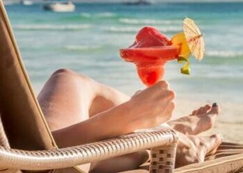 Γιατί αρρωσταίνουμε όταν φεύγουμε διακοπές; – Πώς θα το αποφύγουμε