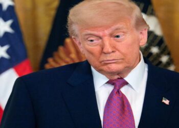 Τραμπ: «Η Ουκρανία πρέπει να επιτεθεί στη Ρωσία – Σε δύο εβδομάδες θα γνωρίζουμε αν θα υπάρξει ειρήνη»