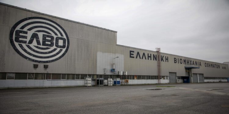 Νέα Αριστερά για ΕΛΒΟ: «Την ώρα της σφαγής συνεχίζει να κάνει μπίζνες με την ακροδεξιά κυβέρνηση Νετανιάχου»