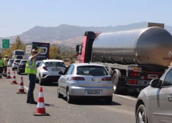 Αποκαταστάθηκε μερικώς η κυκλοφορία στην Αθηνών - Κορίνθου