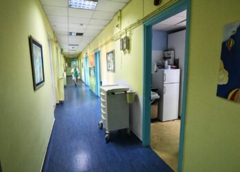 Πάτρα: Ξεκίνησε η επιστροφή των ασθενών στο Καραμανδάνειο μετά την εκκένωση