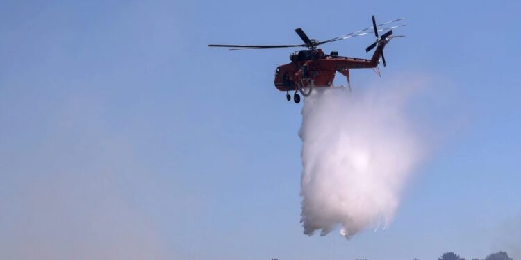 Φωτιά στην Πρέβεζα – Συναγερμός στην Πυροσβεστική