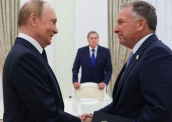 Wall Street Journal: Ο Γουίτκοφ σε συνεχή επικοινωνία με Τραμπ μετά τις επαφές με Πούτιν