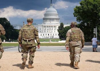 ΗΠΑ: Με όπλα η εθνοφρουρά στην Ουάσινγκτον – Συνεχίζονται οι αντιδράσεις από την αντιπολίτευση