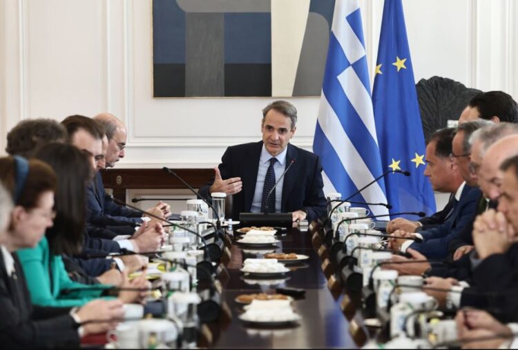 Συνεδριάζει το Υπουργικό Συμβούλιο – Το στίγμα του Πρωθυπουργού από τη Θεσσαλονίκη