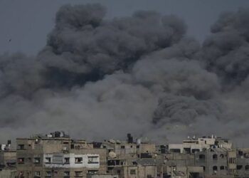 Το Ισραήλ κλιμακώνει τις επιθέσεις στη Γάζα