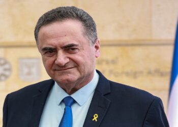 Υπουργός Άμυνας Ισραήλ: «Σύντομα οι πύλες της κόλασης θα ανοίξουν για τους φονιάδες και τους βιαστές της Χαμάς στη Γάζα»