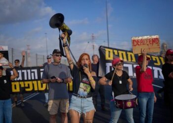 Αναβρασμός στο Ισραήλ: «Αυτός δεν είναι ο πόλεμος μας, είναι του Νετανιάχου»