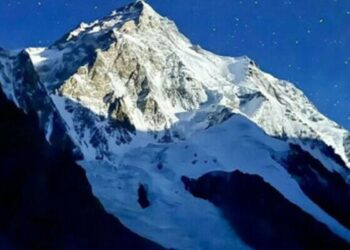 Ορειβάτισα σκοτώθηκε στη δεύτερη ψηλότερη κορυφή του κόσμου